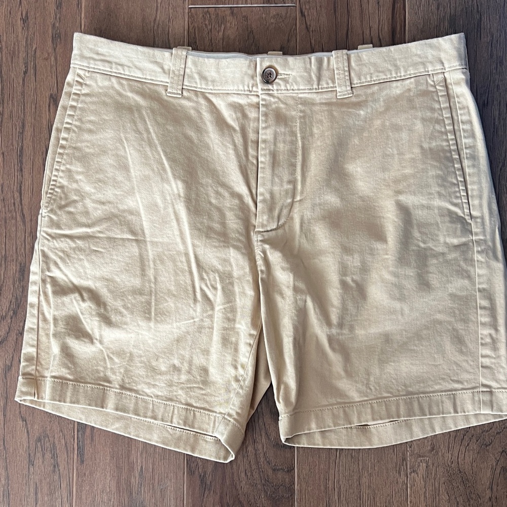 Men's Tan Shorts